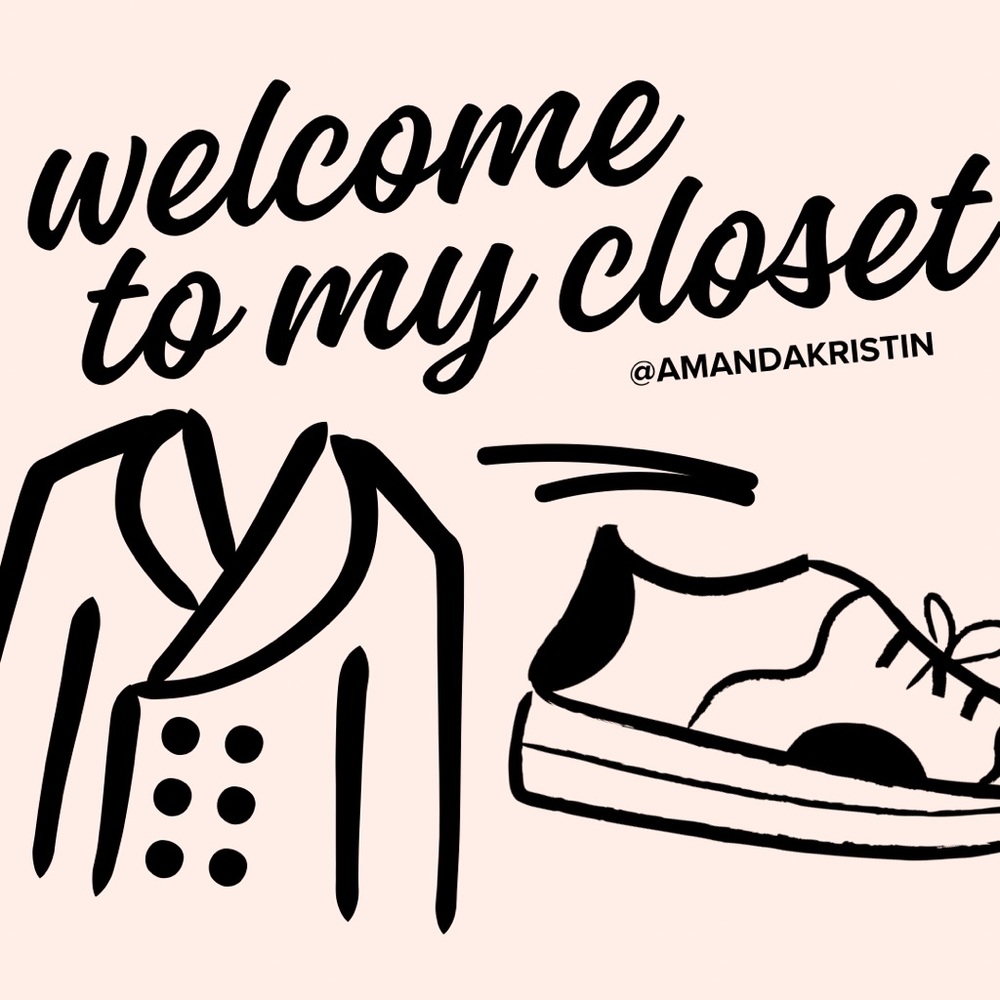 🌻 Follow my Posh closet!